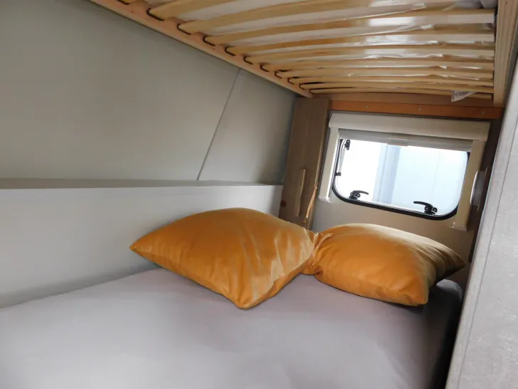 Fahrzeugbild Tabbert Senara 460 DMK 2.3 Auflastung, WaterGel Matratze #17