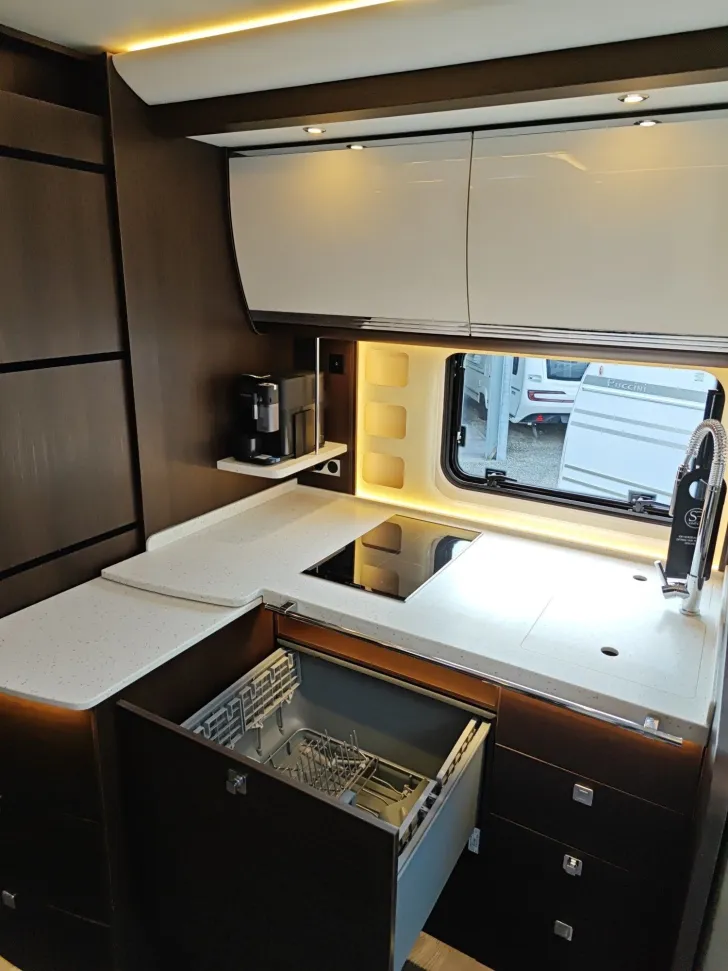 Fahrzeugbild Morelo Grand Empire 120 GSO Slide Out #12