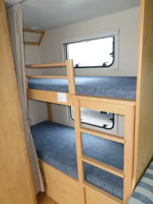 Fahrzeugbild Caravelair Antares 546 Luxe Nr. 17 - Etagenb., DB, RSG #8