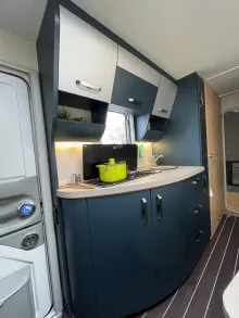 Fahrzeugbild Knaus Sport & Fun 480 QL Motorradhalter #17