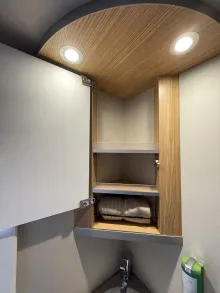 Fahrzeugbild Knaus Sport & Fun 480 QL Motorradhalter #35