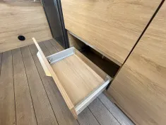 Bild 19 Knaus SÜDWIND 420 QD 60 YEARS