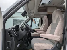 Bild 8 LMC Cruiser V 646 G 9G-Automatik.  180 PS-627
