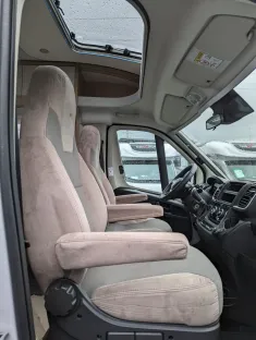 Bild 10 LMC Cruiser V 646 G 9G-Automatik.  180 PS-627
