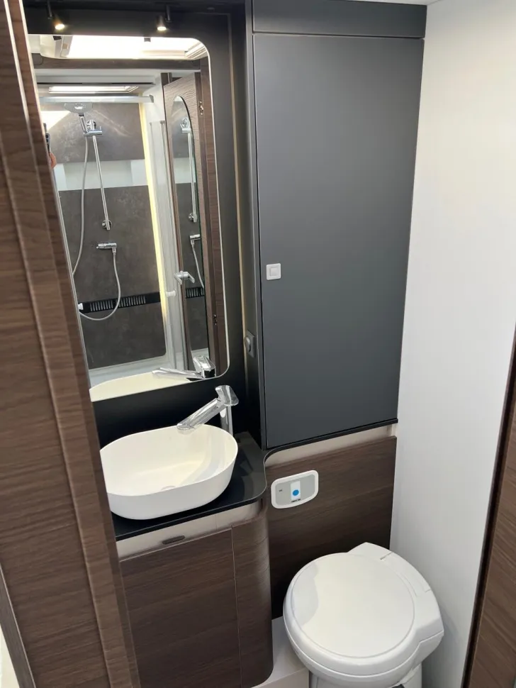 Fahrzeugbild Adria Coral Supreme 670 DL #15