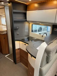 Bild 11 Carthago C2-tourer I 147 RB LE L comfort