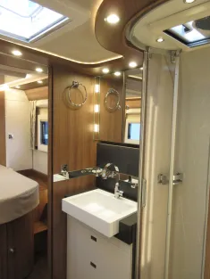 Bild 13 Carthago chic e-line xl I I 64 QB
