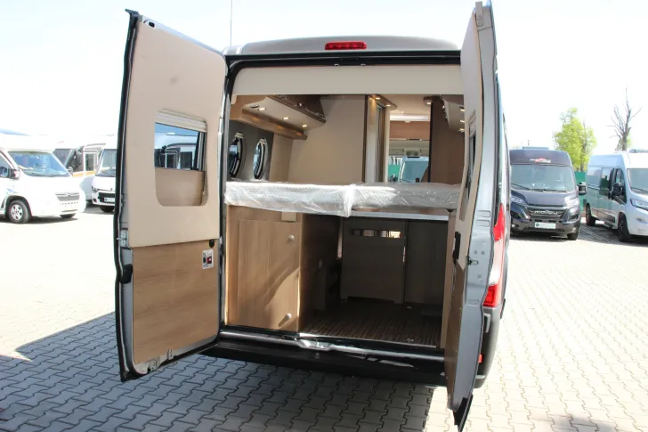 Fahrzeugbild Malibu Van Comfort 640 LE #7