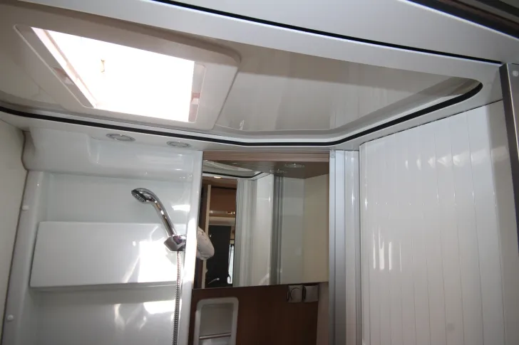 Fahrzeugbild Malibu Van Comfort 640 LE #46