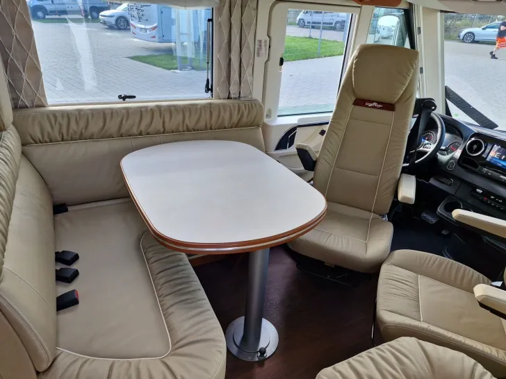 Fahrzeugbild Carthago C-LINE I 5.0 QB SUPERIOR MB #11