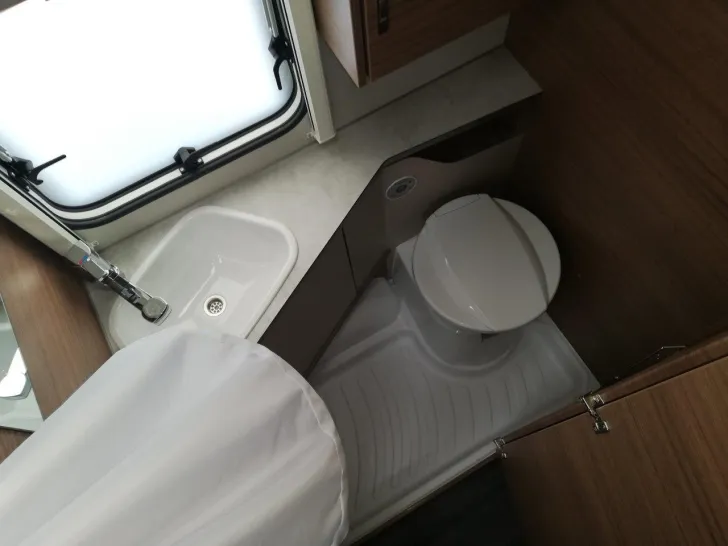 Fahrzeugbild Knaus Sport 420 QD #10