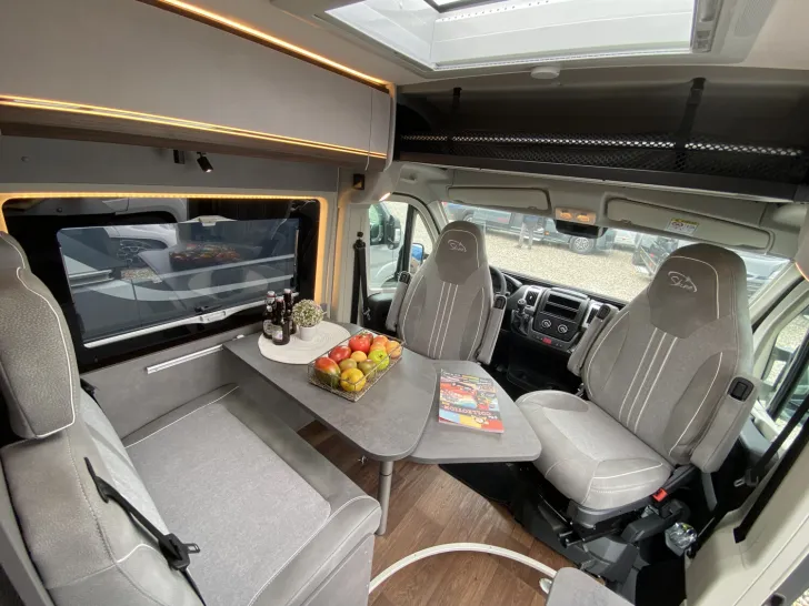 Fahrzeugbild Pössl Summit Shine 600 Citroen 140 PS 2024 #10