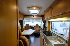 Bild 12 Hymer B 524/Automatik/Festbett+Hubbett/Klima/DPF-Grün