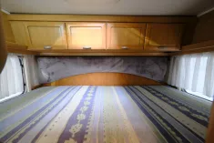 Bild 14 Hymer B 524/Automatik/Festbett+Hubbett/Klima/DPF-Grün