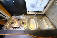 Bild 17 Hymer B 524/Automatik/Festbett+Hubbett/Klima/DPF-Grün