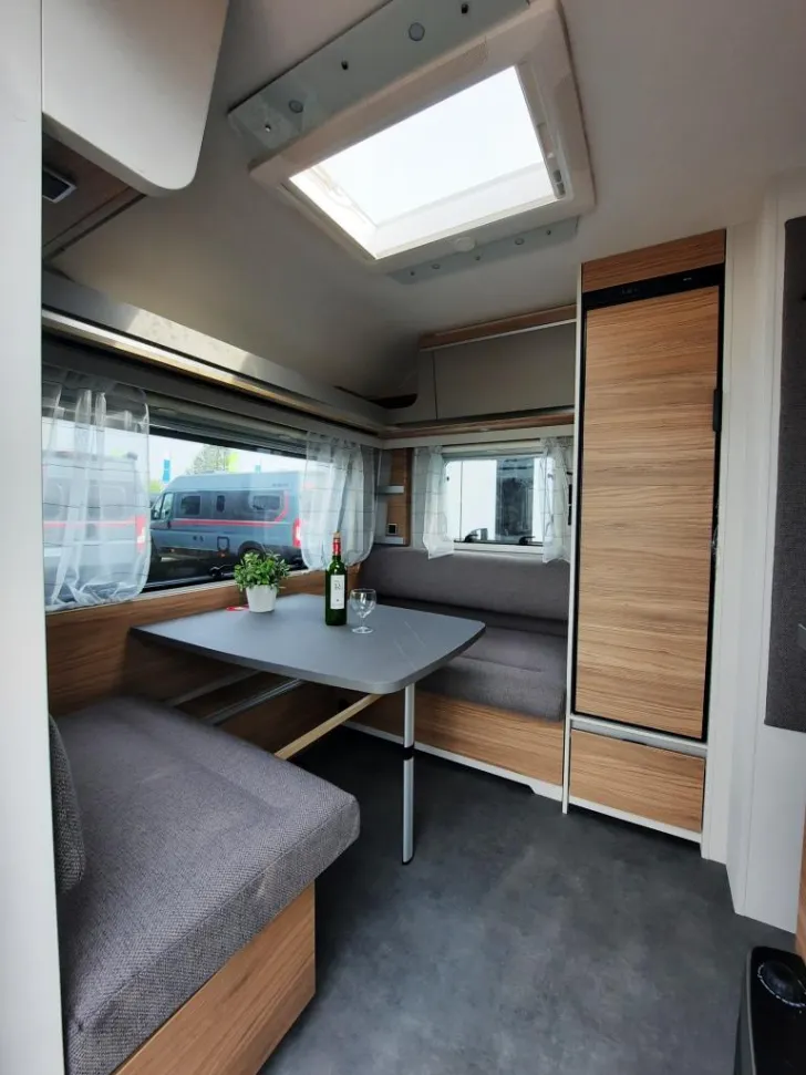 Fahrzeugbild Dethleffs Nomad 460 EL Verfüg./Sparen Sie 5.183,- € #18