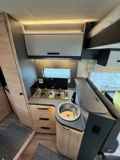 Bild 15 Knaus L!VE WAVE 650 MF Platinum Selection Abstandstempomat, SafetyPack