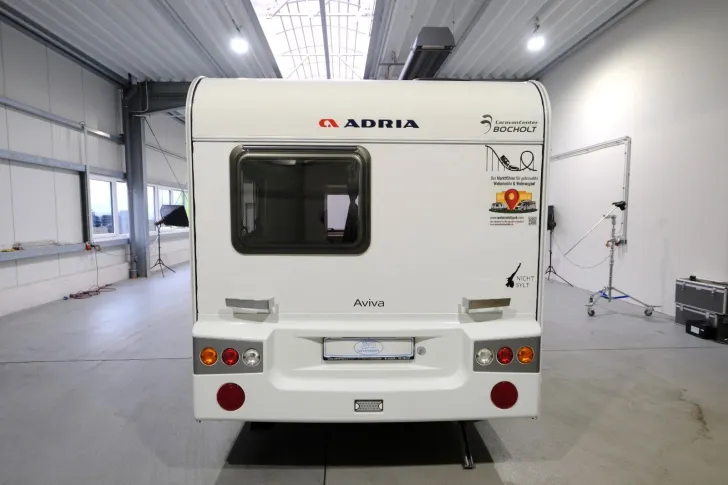 Fahrzeugbild Adria Aviva 400 PS/Festbett/Seitensitzgruppe/Mover #5