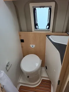 Bild 15 Sunlight Camper Van Cliff 600 Adventure Edition