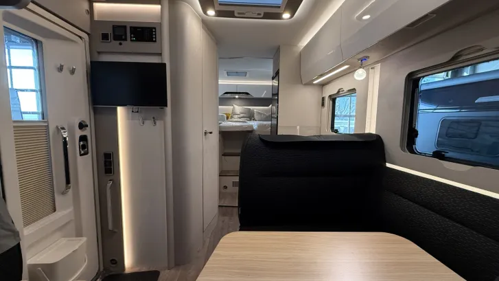 Fahrzeugbild Hymer Tramp S 585 Solaranlage|Diesel-Hzg.|Kompr.-Kühls #14