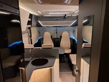 Fahrzeugbild Laika Kosmo H 1319 - mit Hubbett #12