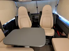 Fahrzeugbild Laika Kosmo H 1319 - mit Hubbett #13