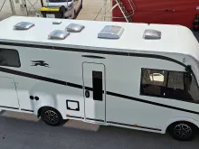 Fahrzeugbild Laika Kosmo H 1319 - mit Hubbett #10