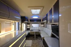Bild 11 Fendt 700 Brillant-Gala/Festbett+Rundsitzgruppe/Klima