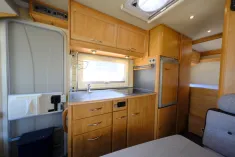 Bild 18 Niesmann + Bischoff Arto 69G/Automatik/Festbett+Hubbett/Klima/Solar