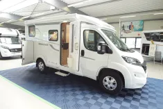Bild 1 Hymer Exsis-t 374 Crossover