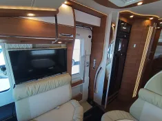 Bild 9 Carthago chic c-line I 4.9 LE L ++ Fahrassistenz-Paket