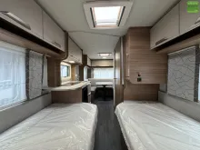Fahrzeugbild Knaus Sport 500 EU Einzelbetten 1700kg Rundsitzgruppe #22