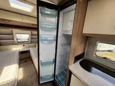 Bild 5 Hobby De Luxe 495 UL Mover und Vorzeltsteckdose