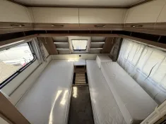 Bild 4 Hobby De Luxe 495 UL Mover und Vorzeltsteckdose