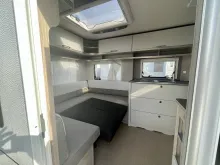 Fahrzeugbild Bürstner Premio 460 TS Hammer-Deal 5167 Euro gespart #8