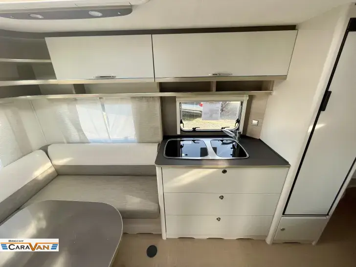 Fahrzeugbild Bürstner Premio 460 TS Hammer-Deal 5167 Euro gespart #11
