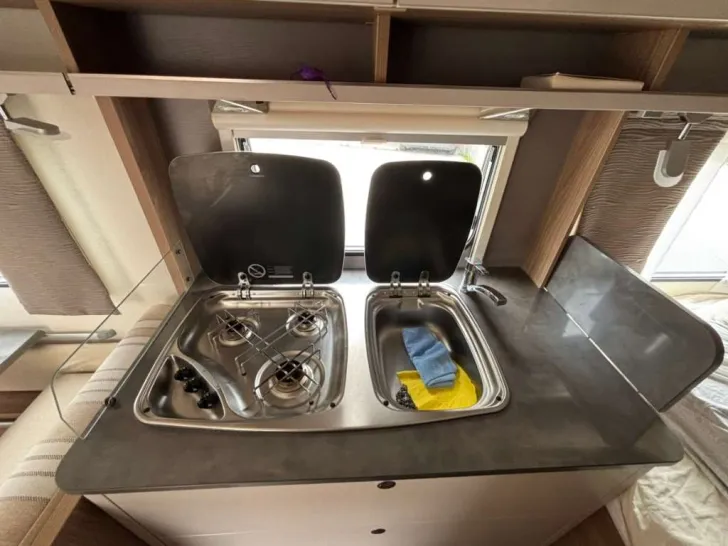 Fahrzeugbild Bürstner Premio 395 TS #6