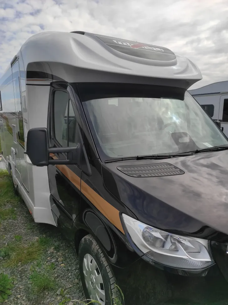 Fahrzeugbild Malibu T 450 RB-LE lightweight 3.5t #5