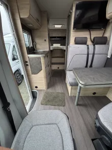 Fahrzeugbild Knaus Van TI Plus 650 MEG Platinum Selection Allrad 4x4 Automatik 177 PS #6