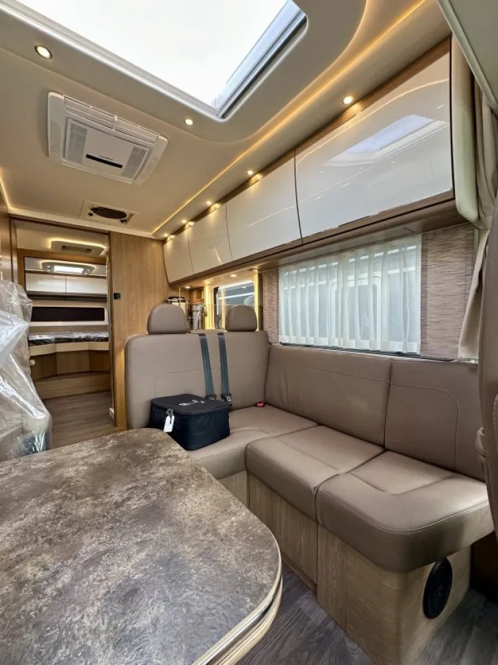 Fahrzeugbild Morelo Palace 85L 2025  Life+Bar+Hubbett #7