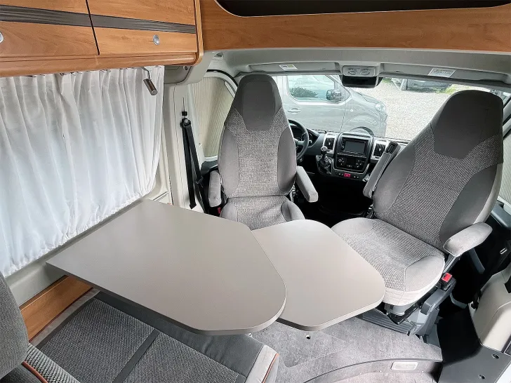 Fahrzeugbild Pössl D-LINE 2WIN R PLUS #12