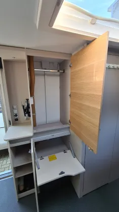 Bild 22 Adria Adora 613 UL XXL-Sitzgruppe