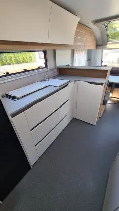 Bild 10 Adria Adora 613 UL XXL-Sitzgruppe