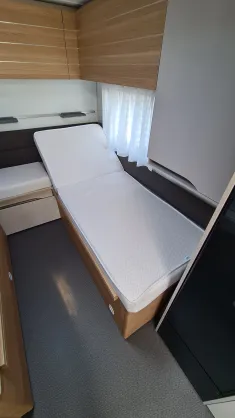 Bild 13 Adria Adora 613 UL XXL-Sitzgruppe