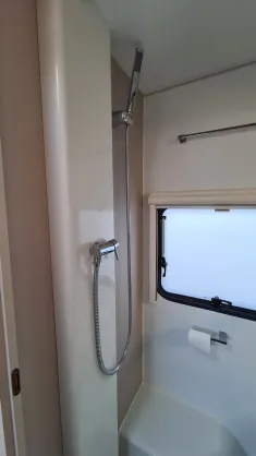 Bild 16 Adria Adora 613 UL XXL-Sitzgruppe