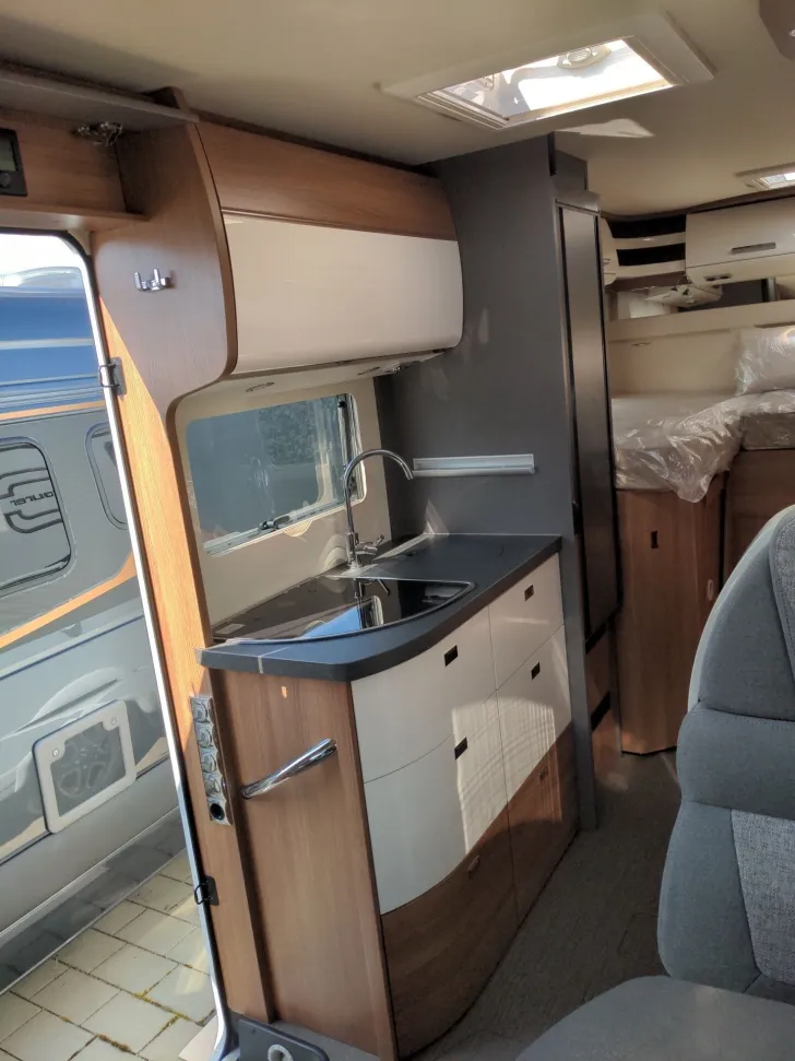Fahrzeugbild Carthago C1-TOURER T 143 KB-LE #12