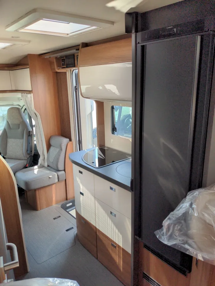 Fahrzeugbild Carthago C1-TOURER T 143 KB-LE #13