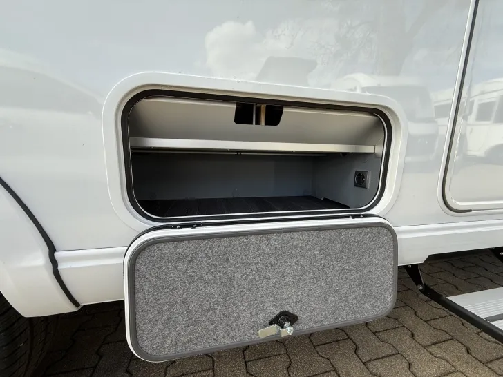 Fahrzeugbild Frankia M-Line NEO MI 7 GDK BLACKLINE 4,5t #SONDERMODELL #12
