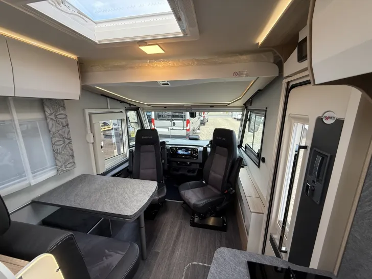 Fahrzeugbild Frankia M-Line NEO MI 7 GDK BLACKLINE 4,5t #SONDERMODELL #33