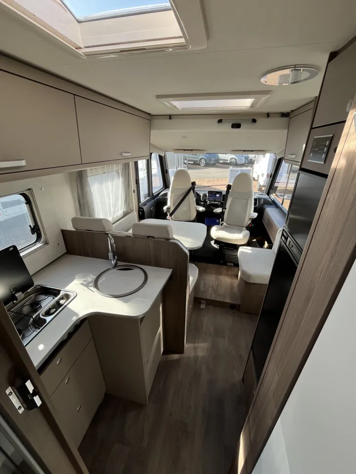 Fahrzeugbild Carado I 447 #12